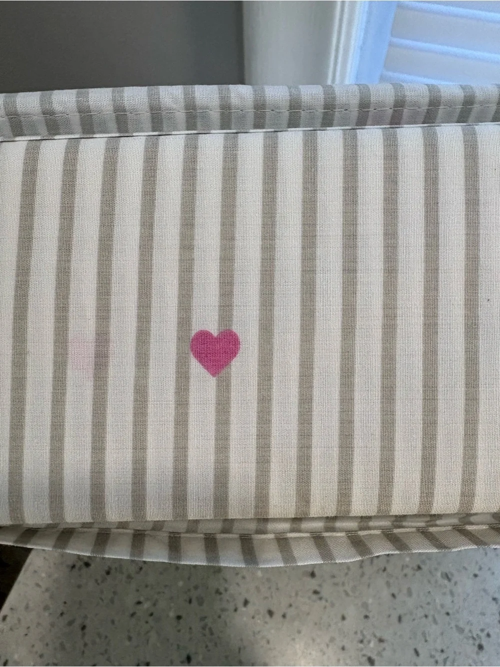 NWT kate spade Cream and gray Narrow Stripe Twin Sheet Set with heart accents